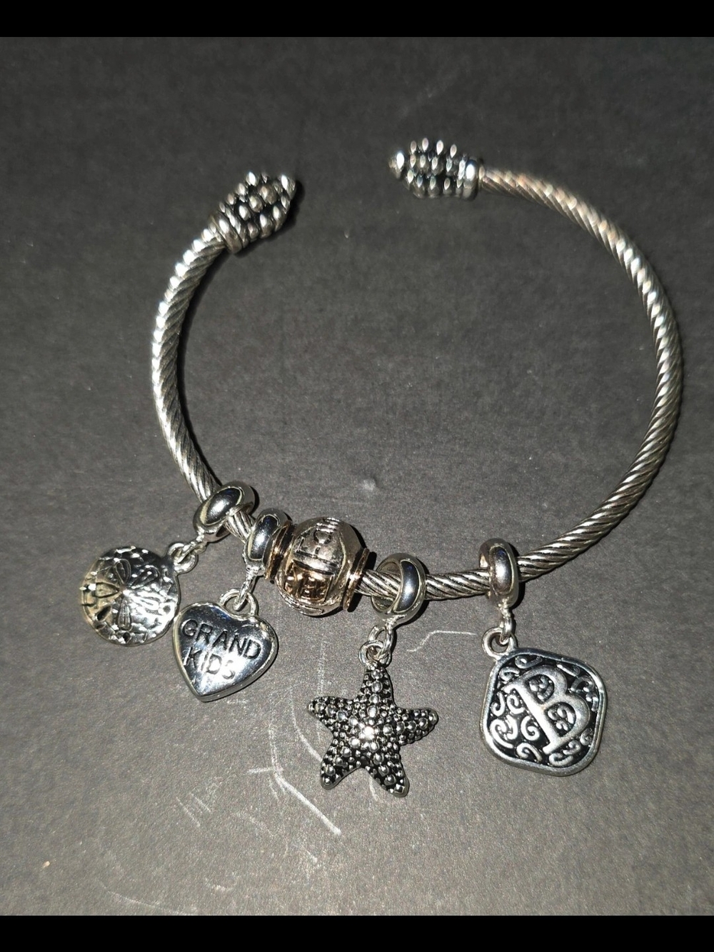 Silver Tone Starfish Charm Bangle Bracelet - Grandkids Heart Charm